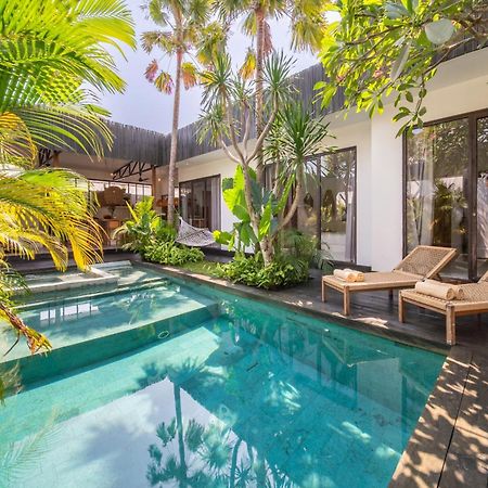 Villa Yogi Surf 2 Canggu Екстер'єр фото