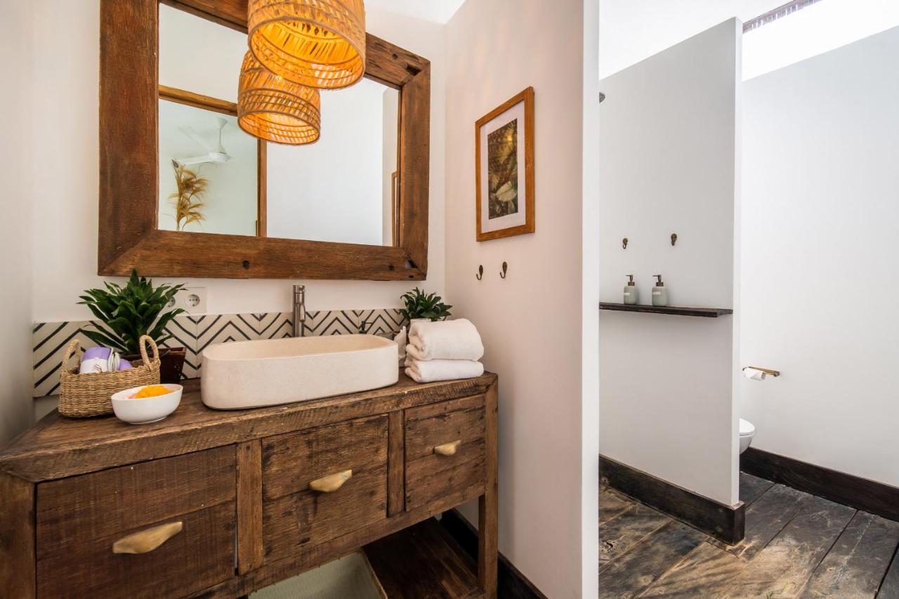 Villa Yogi Surf 2 Canggu Екстер'єр фото